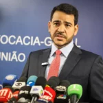 AGU dá prazo para Meta excluir chatbots que promovem erotização infantil