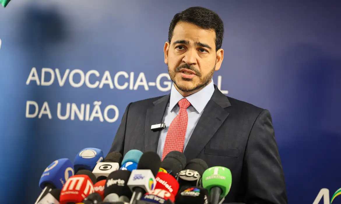 AGU dá prazo para Meta excluir chatbots que promovem erotização infantil