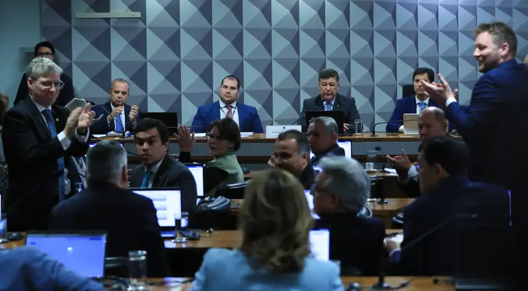 CPMI do INSS começa nesta terça com oposição no comando