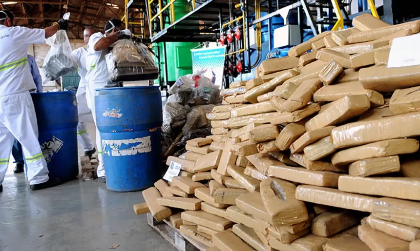 EUA enviam forças militares ao Caribe para enfrentar cartéis de drogas