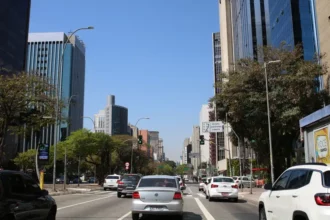 Receita vai exigir declaração de fintechs sobre operações financeiras da 'Faria Lima'