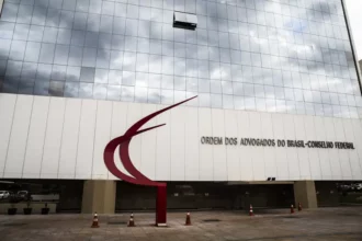 Ordem dos Advogados critica medidas do STF e alerta para riscos à democracia
