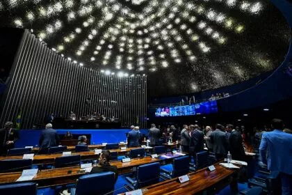 Senado recebe 1º pedido de impeachment contra Alexandre de Moraes sobre Banco Master