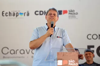 Tarcísio agradece Bolsonaro, mas avalia disputar o Planalto em 2026