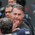 Bolsonaro não tem previsão de alta hospitalar após crise de pressão baixa