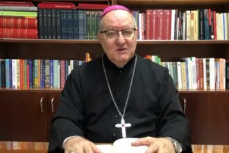 Bispo de Goiás faz oração para pedir que o Brasil seja livre do comunismo