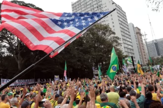 Milhares de brasileiros se manifestam por anistia no 7 de Setembro pelo país
