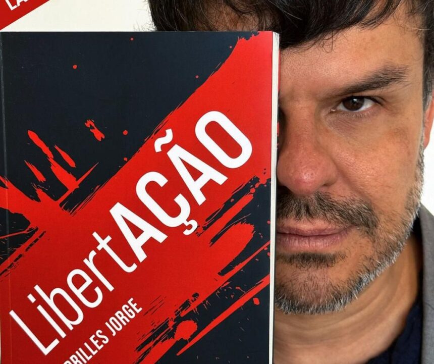 Adrilles Jorge lança livro 'Libertação' em meio à 