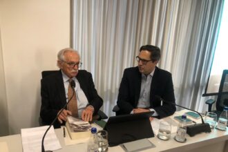 Luiz Philippe apresenta livro em tributo aos 90 anos de Ives Gandra
