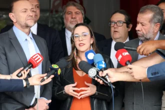 Presidente do PSOL, Paula Coradi tem visto cancelado pelos Estados Unidos