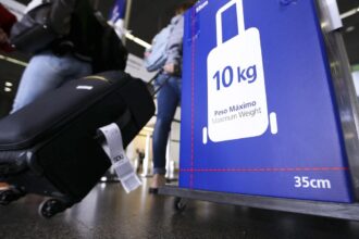 Motta diz que Câmara não vai aceitar cobrança de empresas aéreas por bagagem de mão