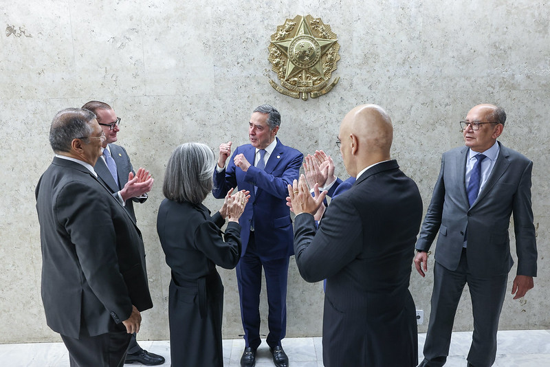 Barroso anuncia aposentadoria do STF