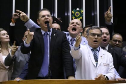 Câmara barra MP do IOF e impõe derrota bilionária ao governo Lula