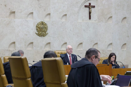STF suspende julgamento de lei que proíbe jogos de azar