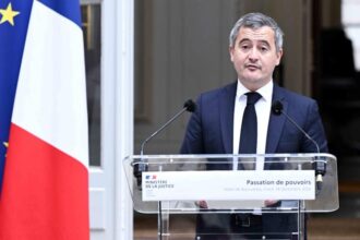 Ministro da Justiça francês admite falha após roubo cinematográfico de joias no Louvre