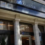 Mesmo preso no embarque, defesa de Vorcaro nega tentativa de fuga