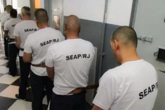 Chefes do Comando Vermelho são transferidos para presídios federais