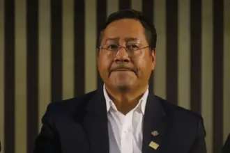 Ex-presidente boliviano Luis Arce é preso por corrupção durante governo Morales