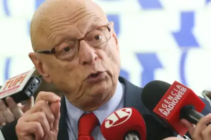 Após veto de Lula à dosimetria, relator protocola projeto de anistia irrestrita