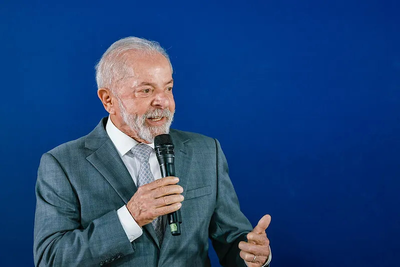 Lula diz que vetará projeto da dosimetria que reduz penas do 8 de janeiro