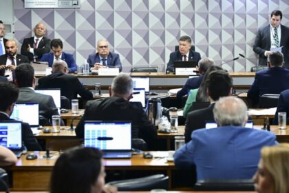 Lulinha não vai depor na CPMI do INSS após movimentação da base governista