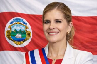 Costa Rica elege presidente de direita alinhada a Trump e Bukele