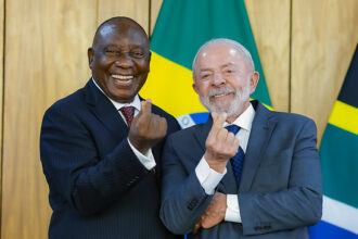 Lula reage à ofensiva de Trump contra cartéis e fala em preparar defesa