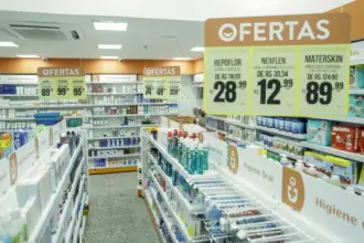 Câmara aprova regras para funcionamento de farmácias dentro de supermercados
