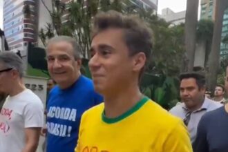 Ato em São Paulo pede “Fora Lula” e celebra morte de ditador iraniano