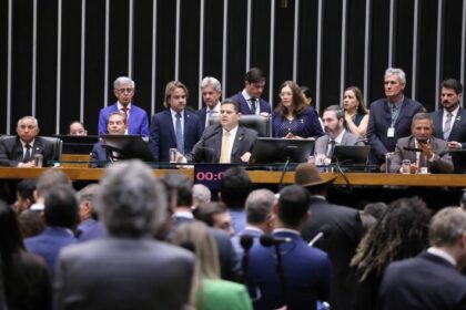 Lula sofre segunda derrota em 24h após derrubada de veto à dosimetria