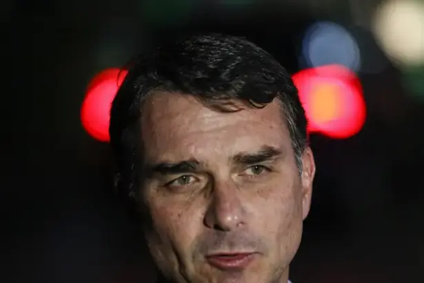 Paraná Pesquisas mostra vantagem de Flávio sobre Lula em SP no segundo turno