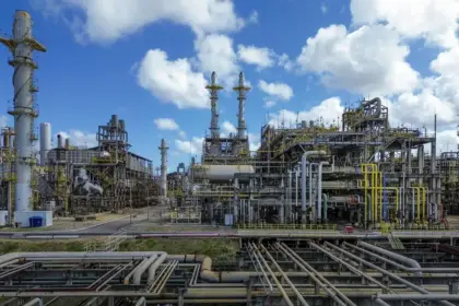 Indústria e comércio cobram cortes maiores da taxa básica de juros