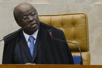 DC confirma Joaquim Barbosa como pré-candidato à Presidência e gera conflito com Aldo Rebelo