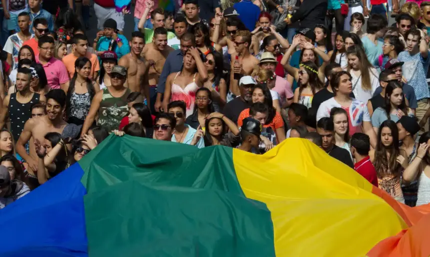 Câmara de São Paulo barra crianças e adolescentes na Parada LGBT