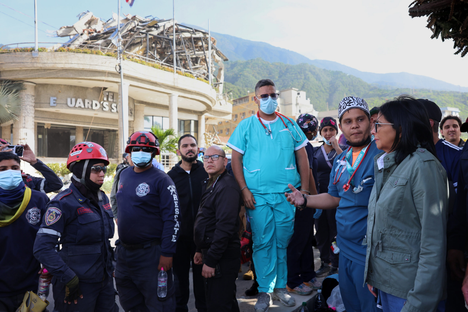 Autoridades confirmam 1.450 mortos e 50 mil desaparecidos na Venezuela