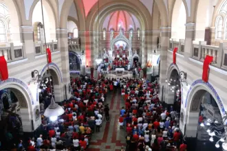 Sem citar aborto, PT lança carta voltada a católicos