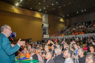 Augusto Cury sobe 9 pontos e marca 11% em pesquisa BTG/Nexus