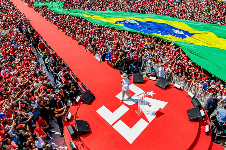 Lula inicia campanha prometendo enfrentar facções após três mandatos de avanço do crime