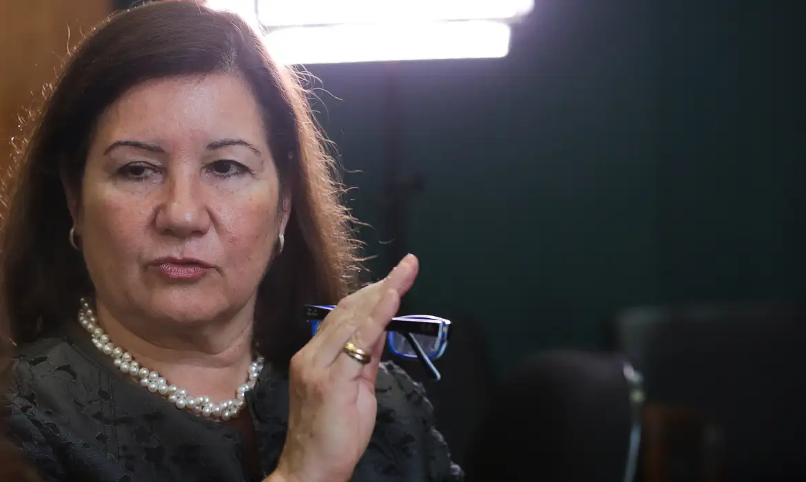 Brasil repudia revogação ao visto de embaixadora nos EUA