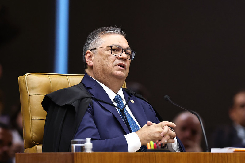 Após pedido de Dino no STF, situação de Moraes pode terminar em 'pizza'