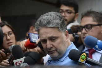 TSE quer parecer do Ministério Público antes de decidir sobre desistência de Garotinho no RJ